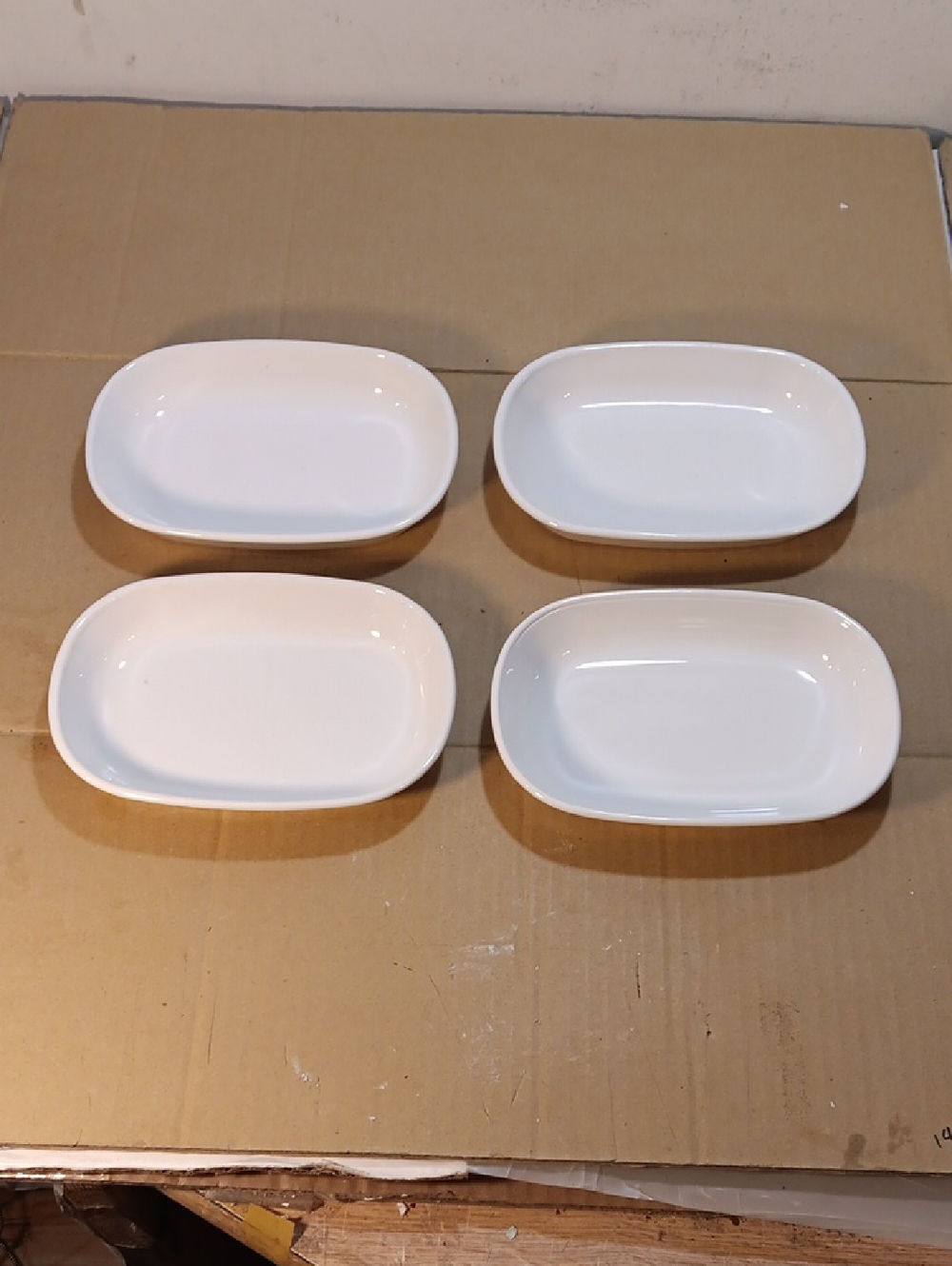 Set Of 4 White Corning Ware P-140-B  Sidekick Sidedish Snack Plates